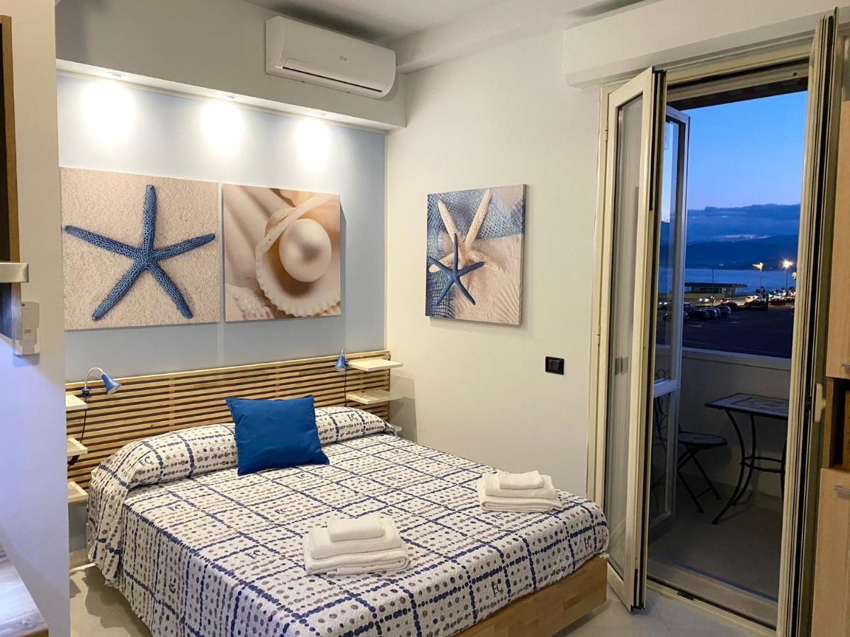 B E B Le Terrazze Sul Mare Bed & Breakfast Catanzaro Eksteriør bilde