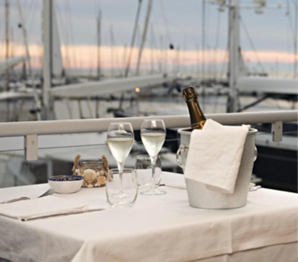 B E B Le Terrazze Sul Mare Bed & Breakfast Catanzaro Eksteriør bilde