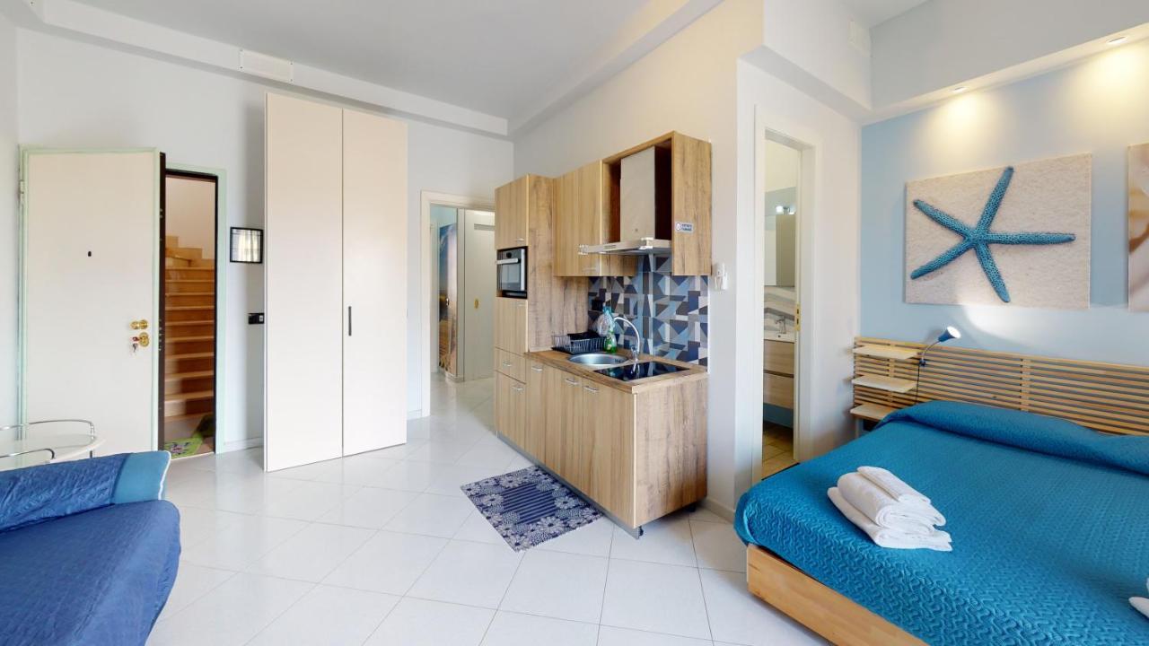 B E B Le Terrazze Sul Mare Bed & Breakfast Catanzaro Eksteriør bilde