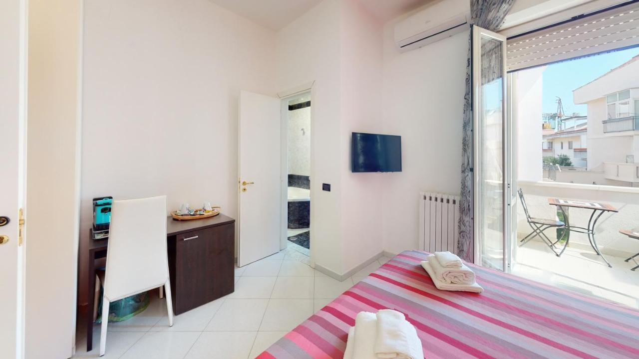 B E B Le Terrazze Sul Mare Bed & Breakfast Catanzaro Eksteriør bilde