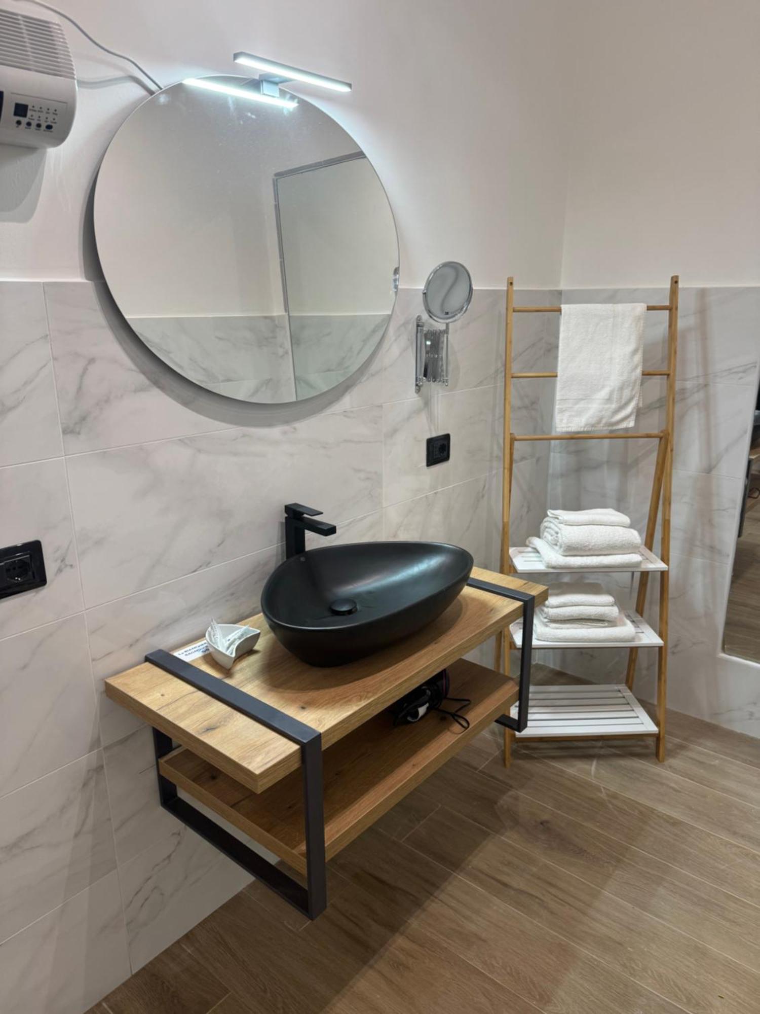 B E B Le Terrazze Sul Mare Bed & Breakfast Catanzaro Eksteriør bilde